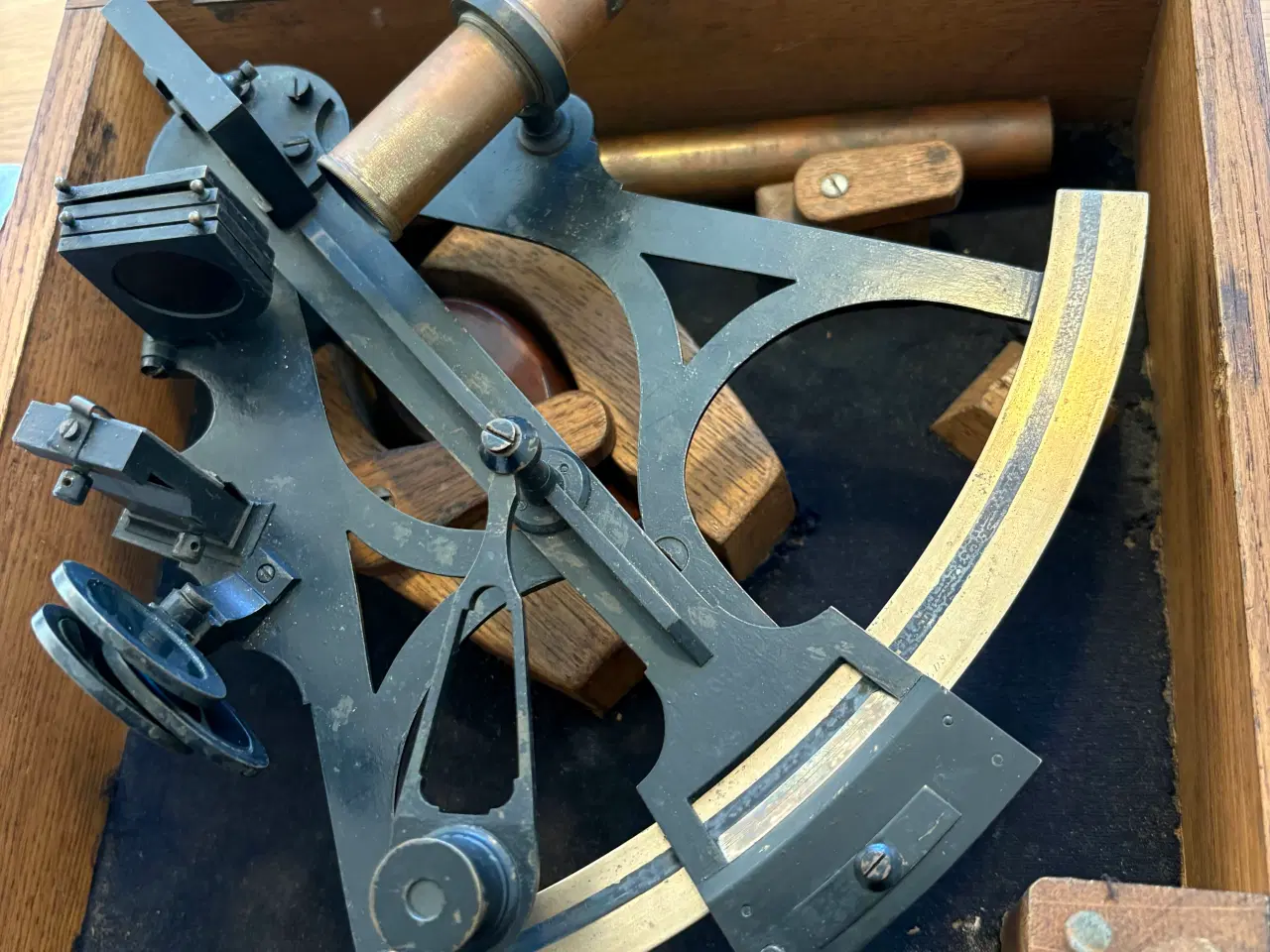 Billede 5 - Velbevaret Sekstant. 