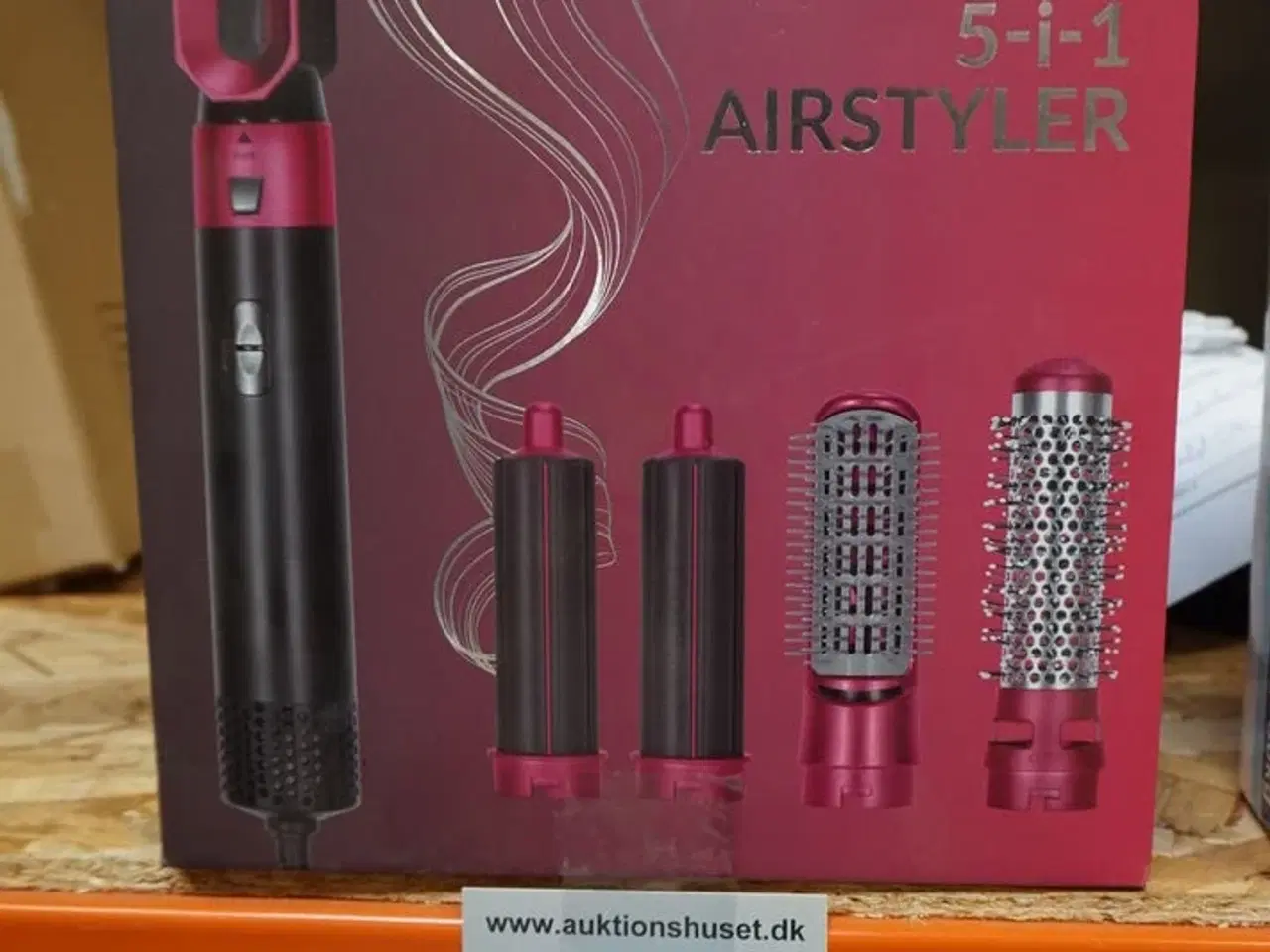 Billede 3 - Essential 5-i1 airstyler 1000 W. Med 5 forskellige stylinghoveder