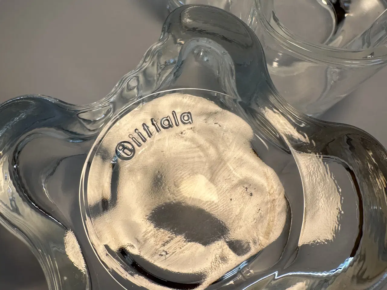 Billede 6 - Smukt Iittala sæt af to lysestager I flot stand