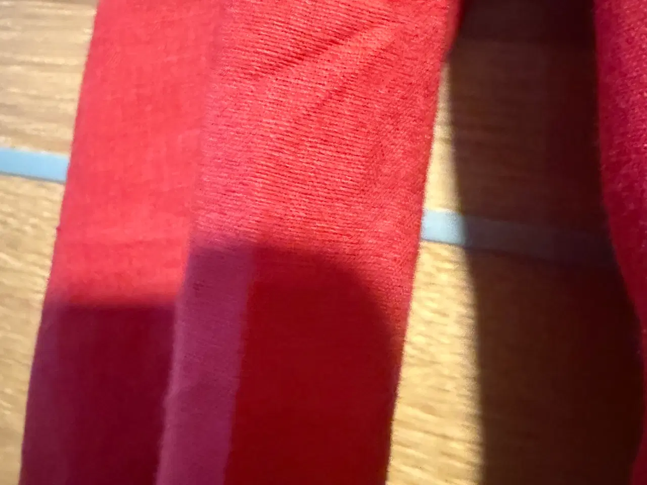 Billede 3 - Skjorte  rød/ hør