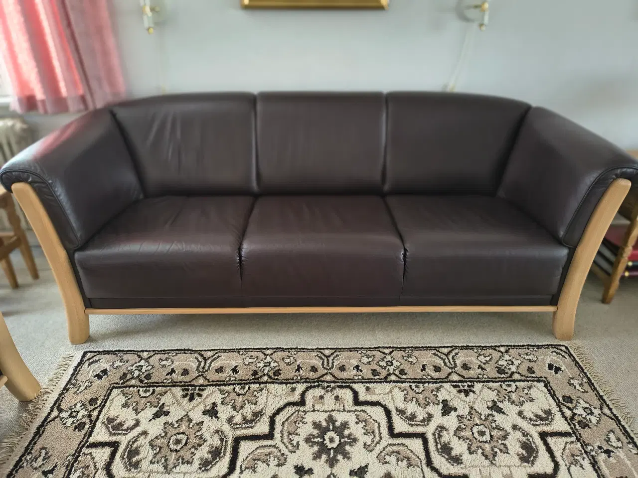 Billede 1 - Læder sofa samt stol dertil 