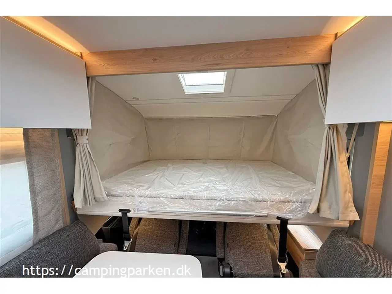 Billede 5 - 2026 - Dethleffs XL Family   En luksus vinteroptimeret feriebolig til 5 personer, 180 hk