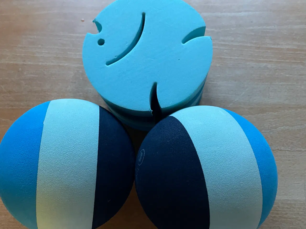 Billede 3 - Bobles blå bolde og lille fisk