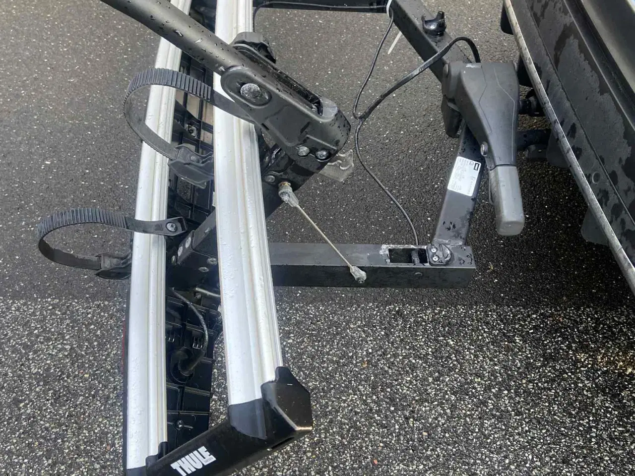 Billede 2 - Thule cykelholder model velospace XT 938/939
