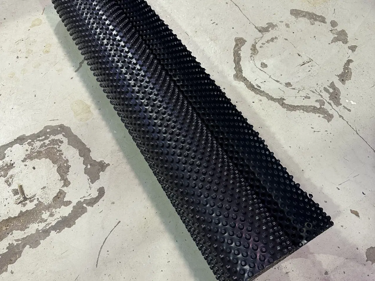 Billede 1 - Grundmursplade 150cm + kantliste+ betonsøm