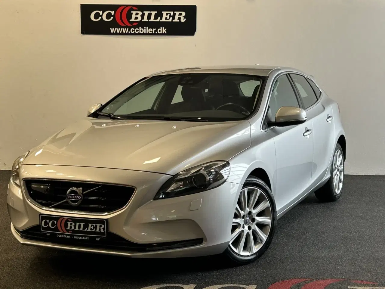 Billede 1 - Volvo V40 2,0 D3 150 Momentum aut.