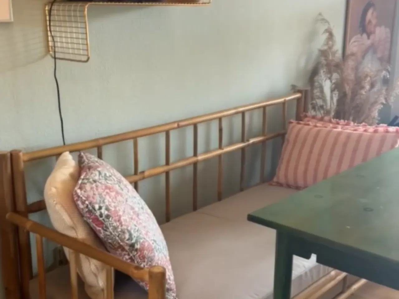 Billede 3 - Grønt bord med tillægsplade