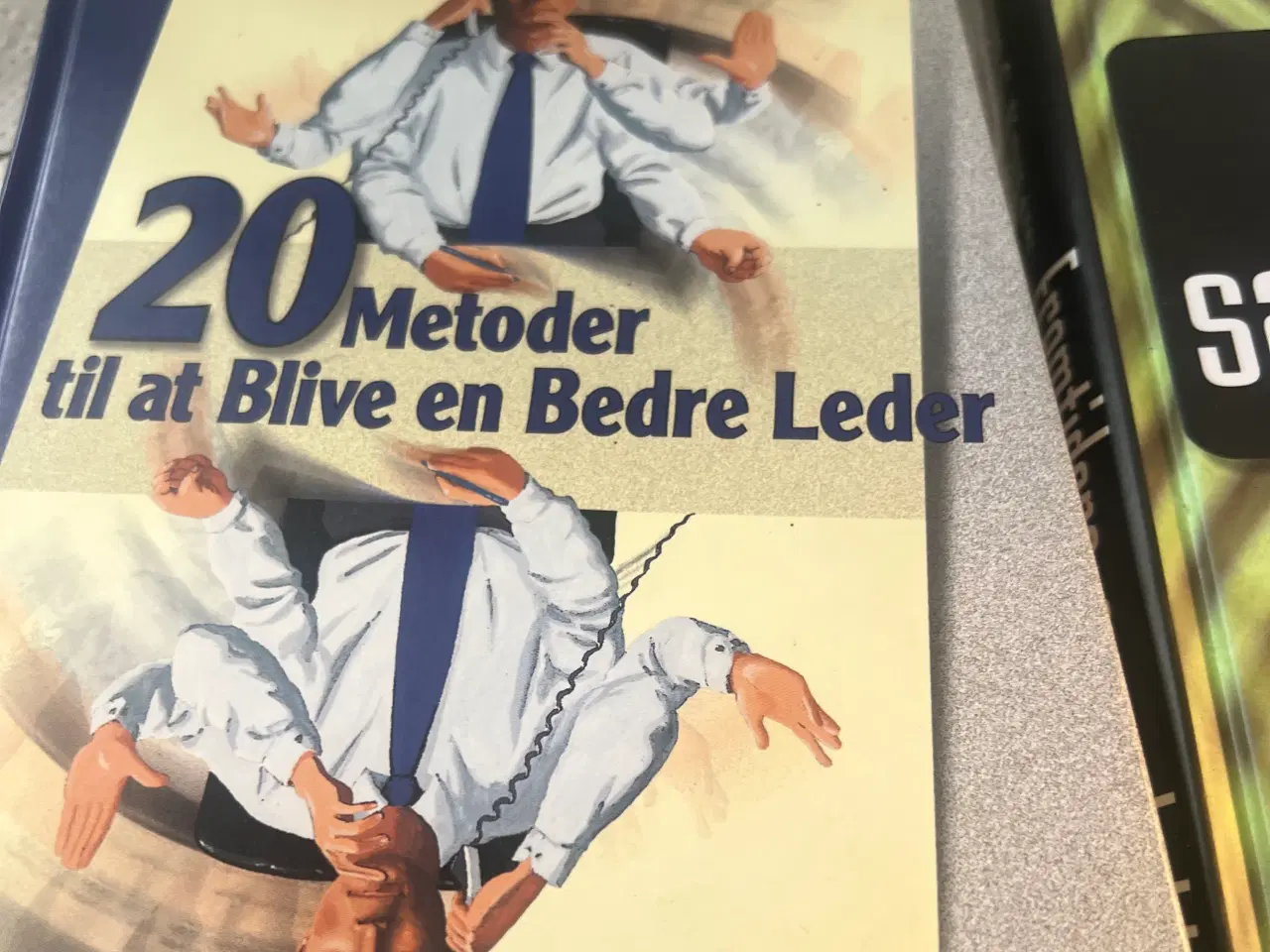 Billede 1 - 3 stk bøger om leder