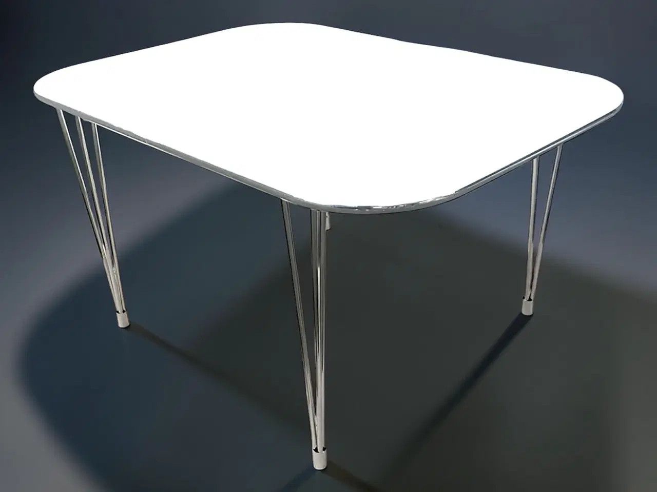 Billede 4 - Ubrugt spisebord 140 cm – lagerfund