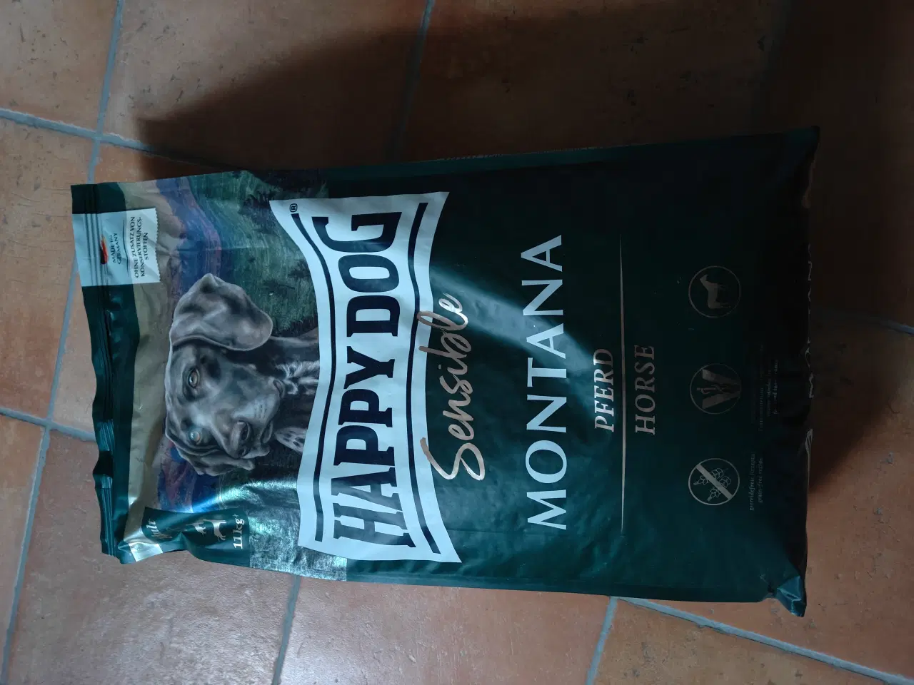 Billede 2 - Hundefoder, Happy Dog sensible horse 2 sække 550,-