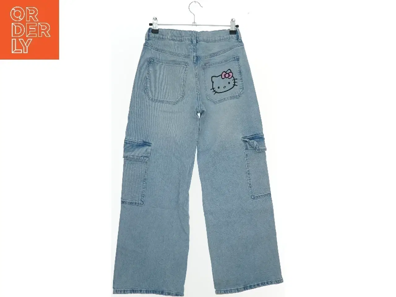 Billede 2 - Hello Kitty cargo jeans fra H&M (str. 152)