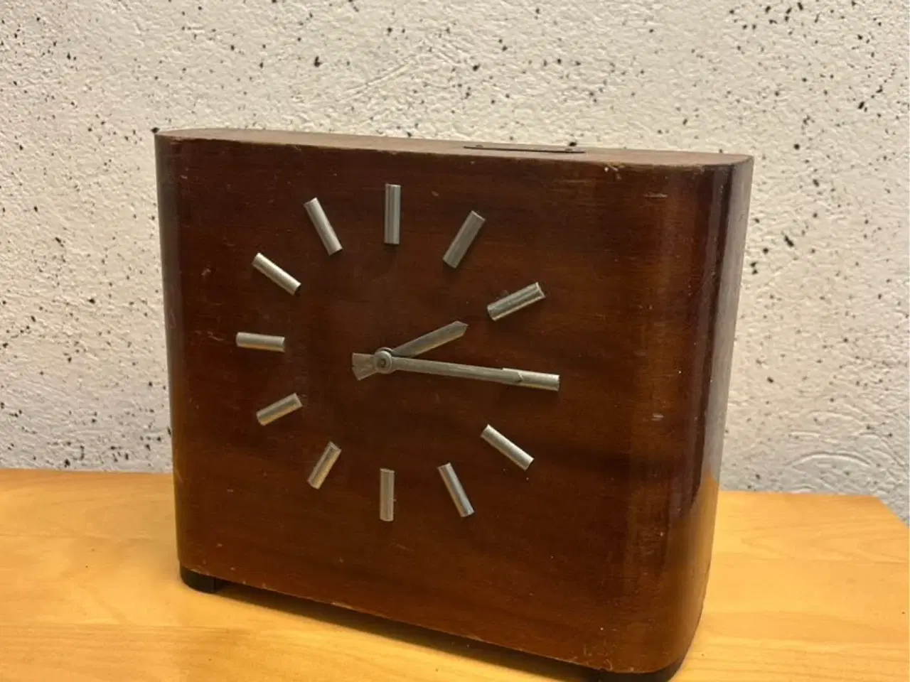 Billede 1 - Charmerende retro spare-ur