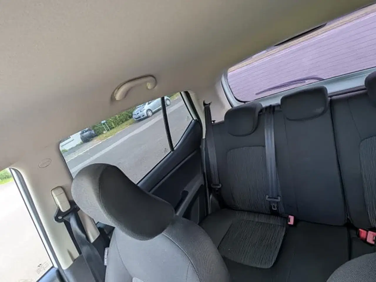 Billede 6 - velholdt hyundai i10