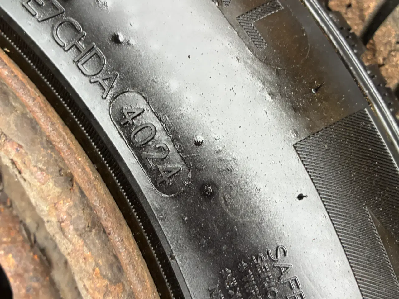 Billede 9 - Citroen hjulsæt med helårsdæk