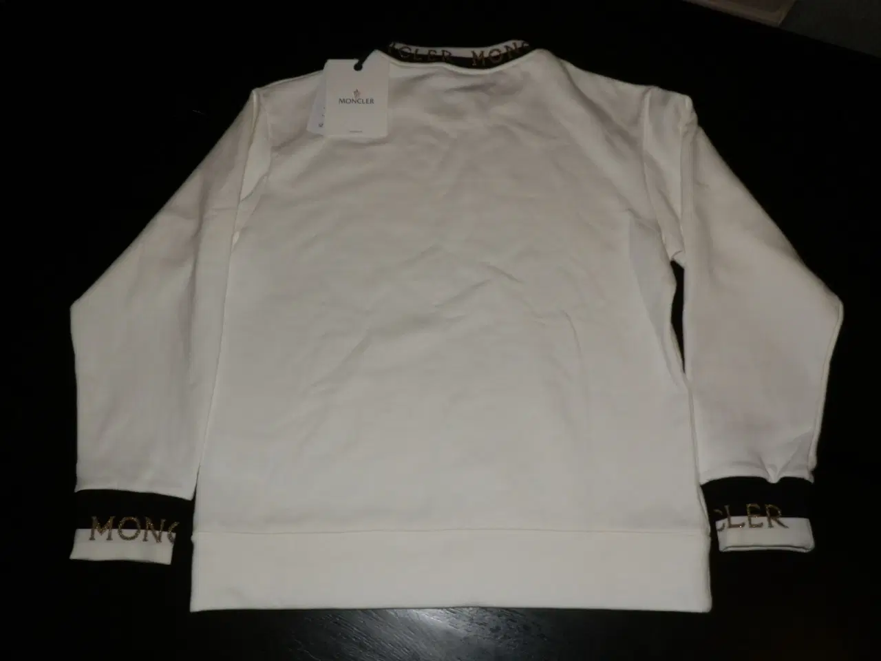 Billede 2 - Ny lækker MONCLER Sweatshirt i hvid.