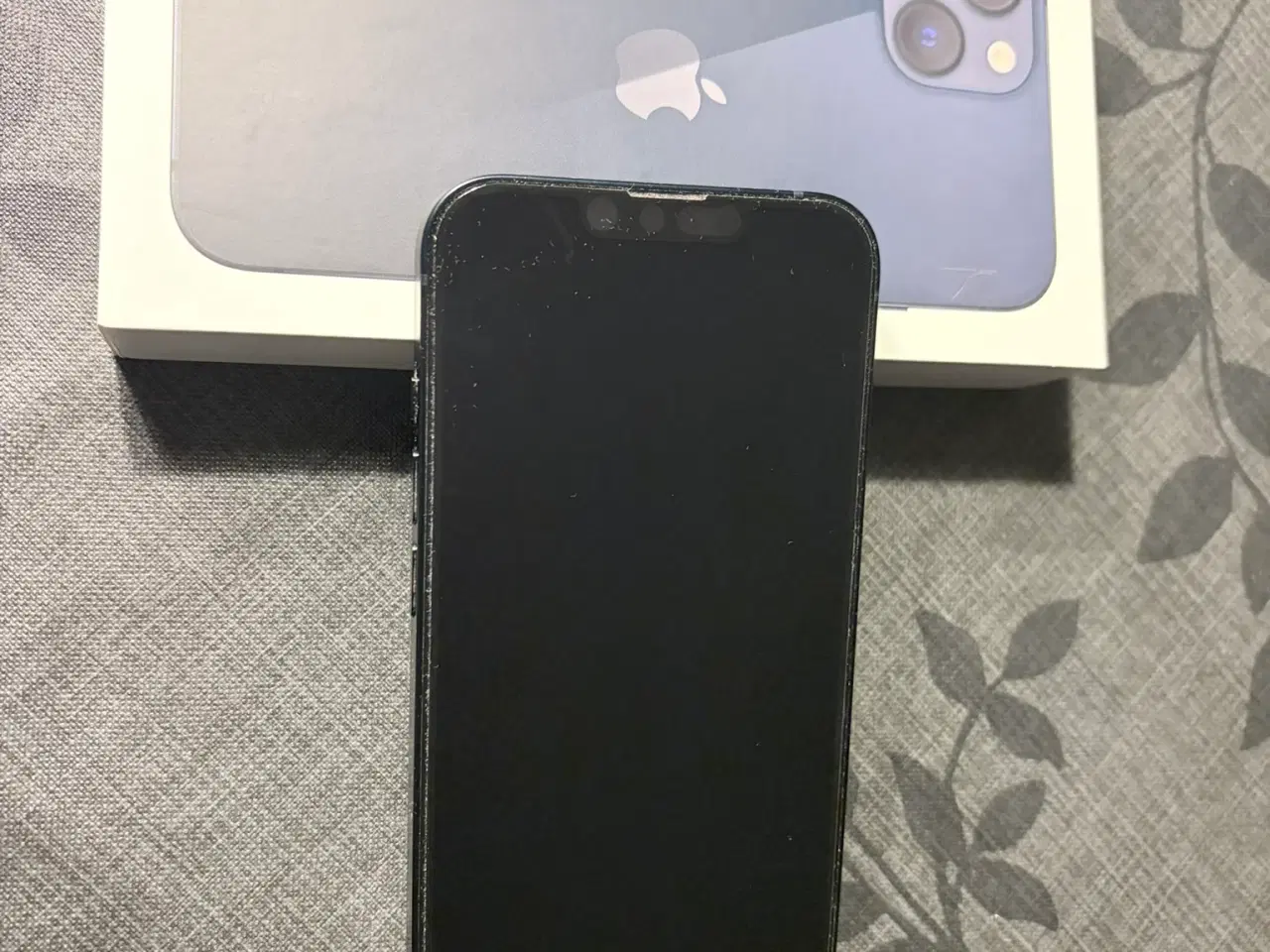 Billede 1 - Iphone 13 256gb + 2 cover  panzerglass med privacy