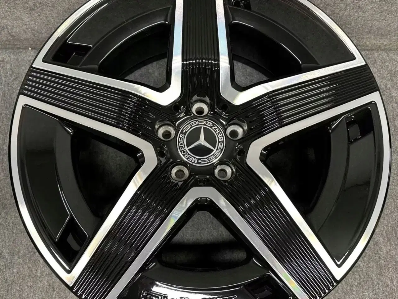 Billede 3 - ALUFÆLGE MERCEDES GLC KLASSE AMG X254 W254 19"