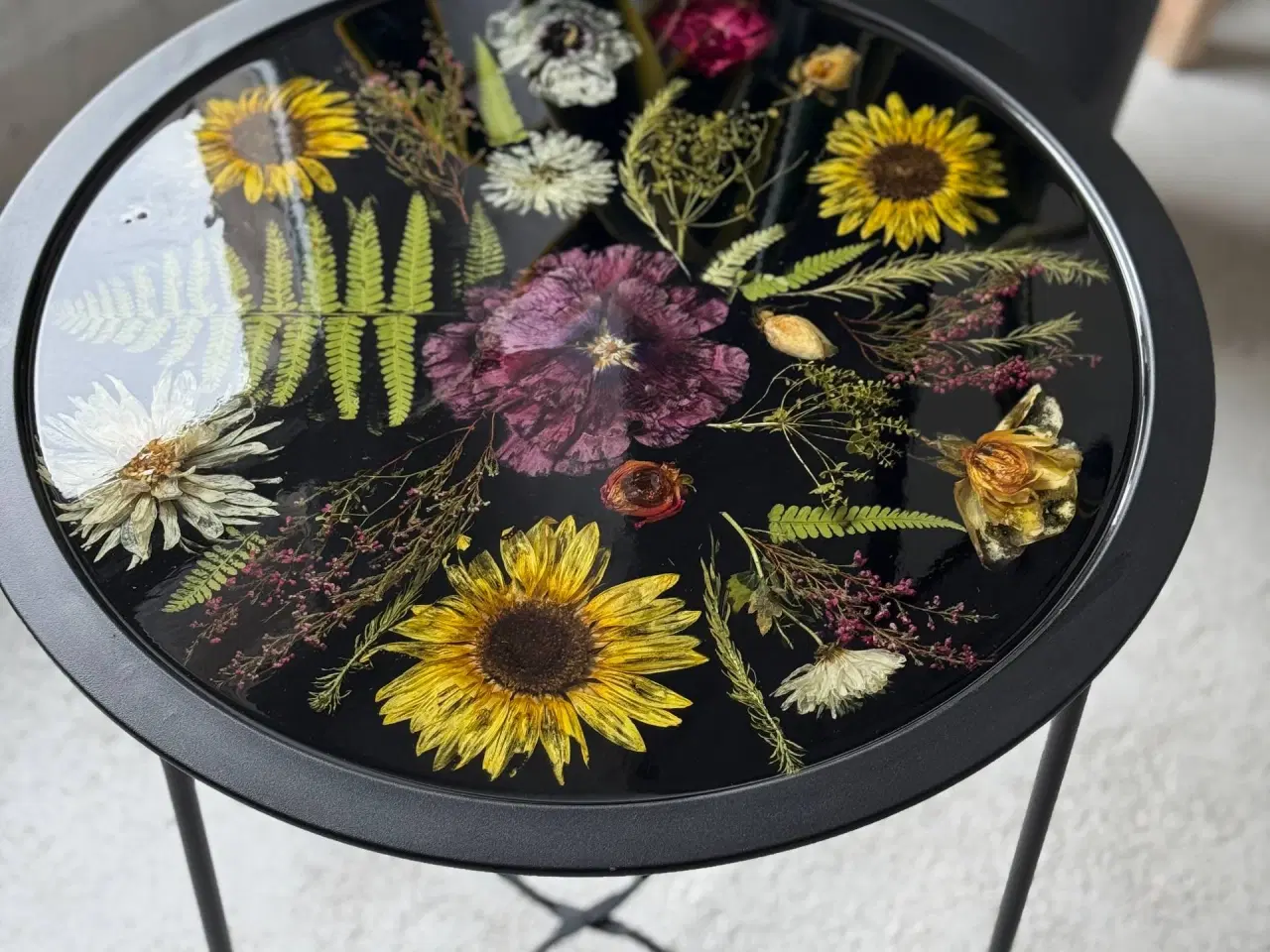 Billede 1 - Unique Handmade Coffee Table – Epoxy Resin with Re