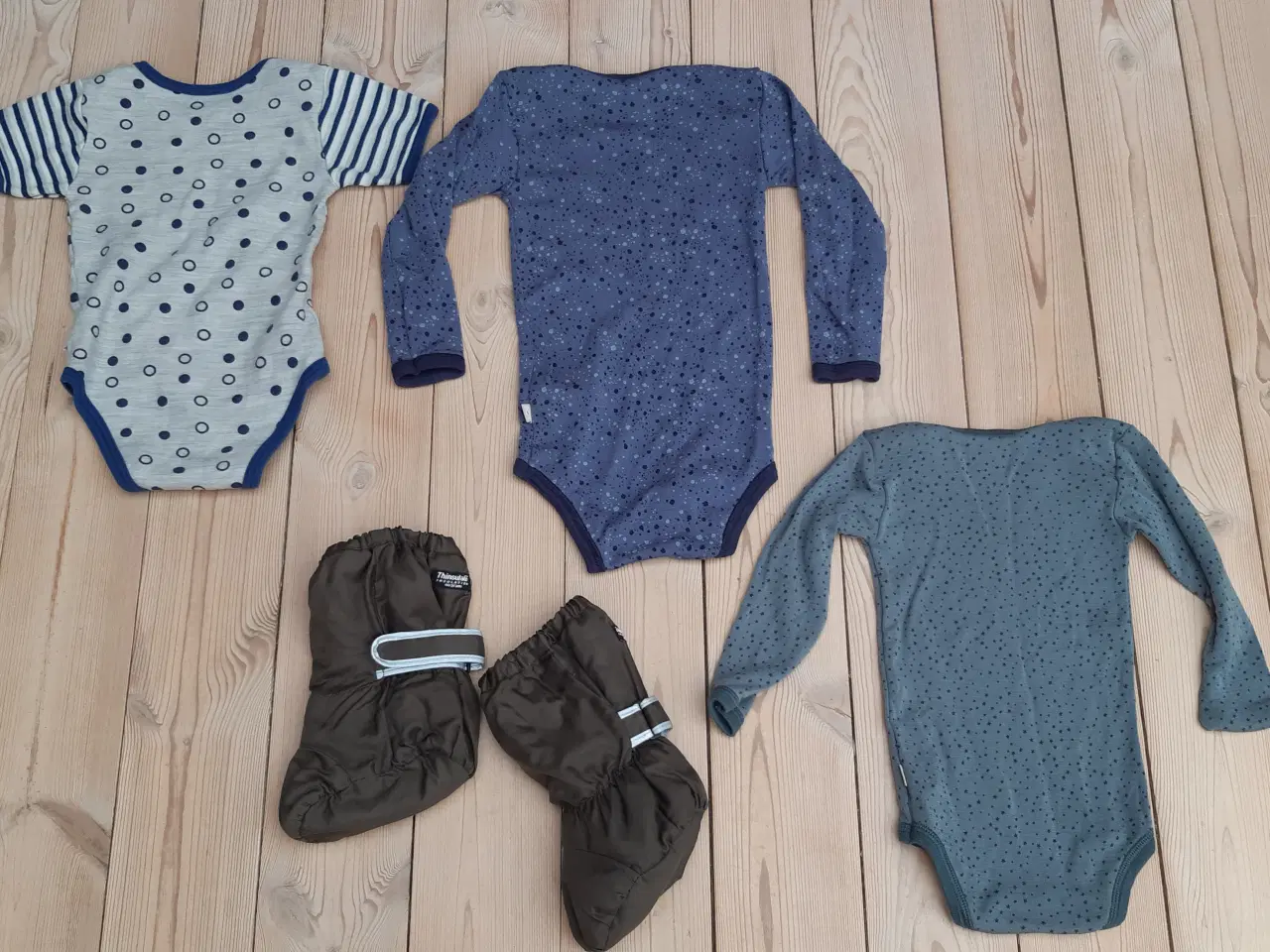 Billede 2 - STR 80, 92, 98 og futter str 20 - 22 - MERINOULD