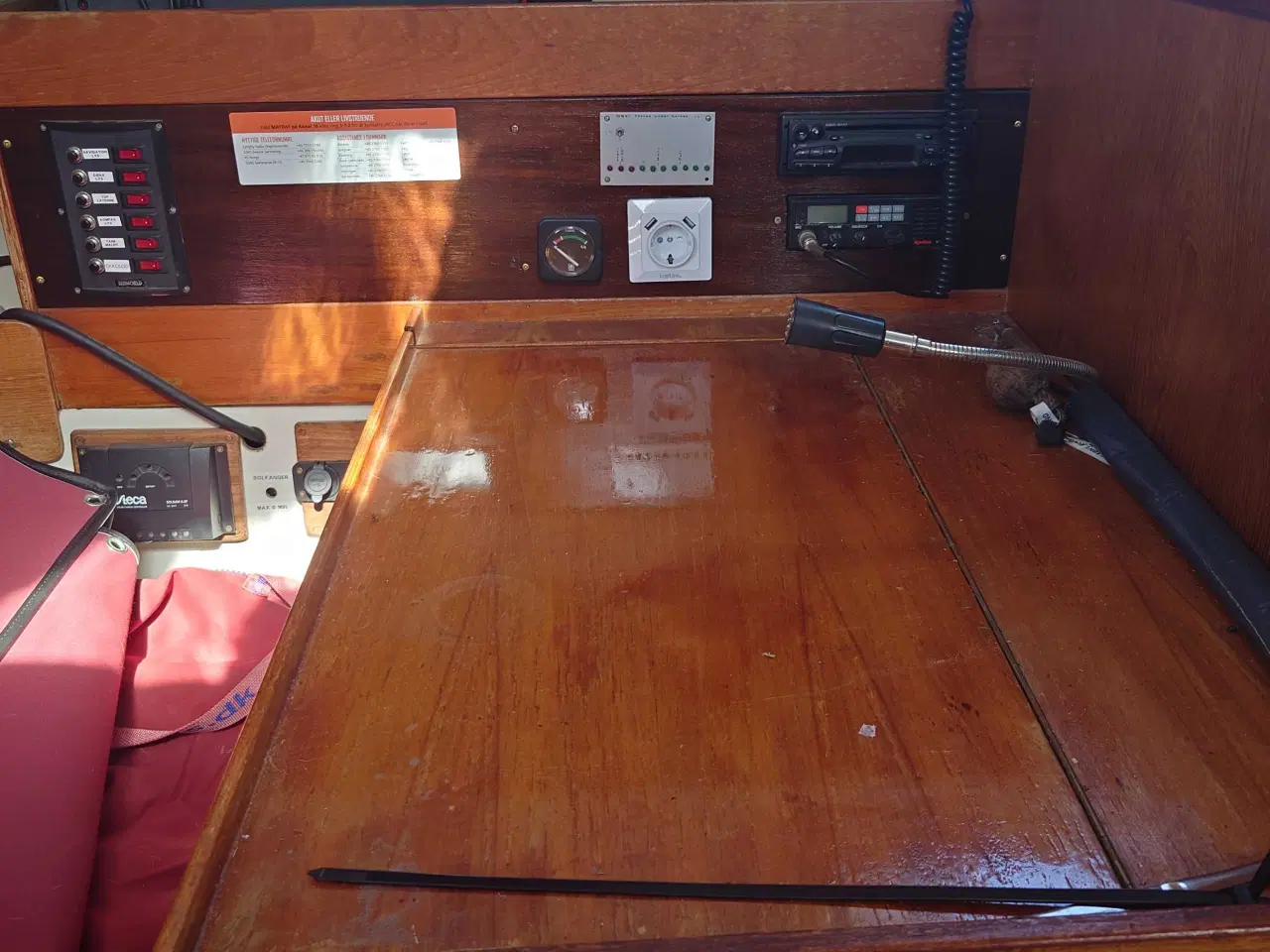 Billede 5 - 30 fod sejlbåd med bovtruster 