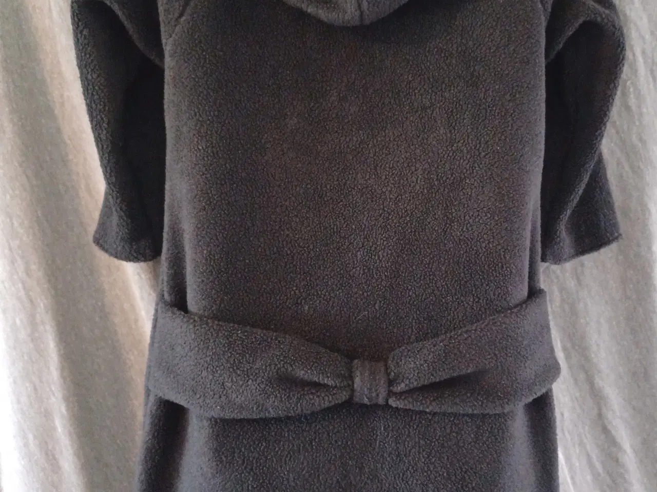 Billede 2 - Lang varm fleece jakke str 6/7 år - eget design 