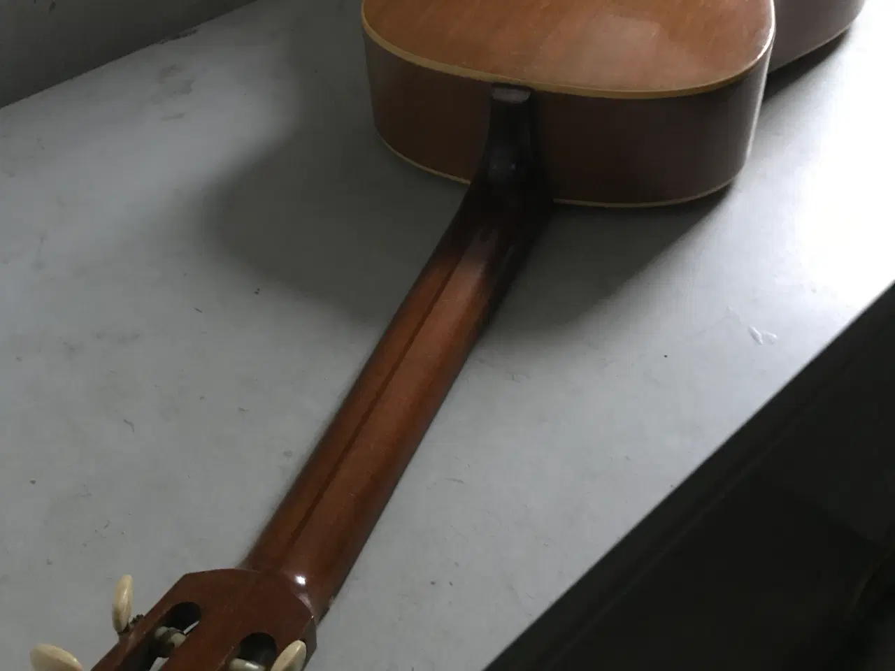 Billede 2 - Ældre klassisk guitar