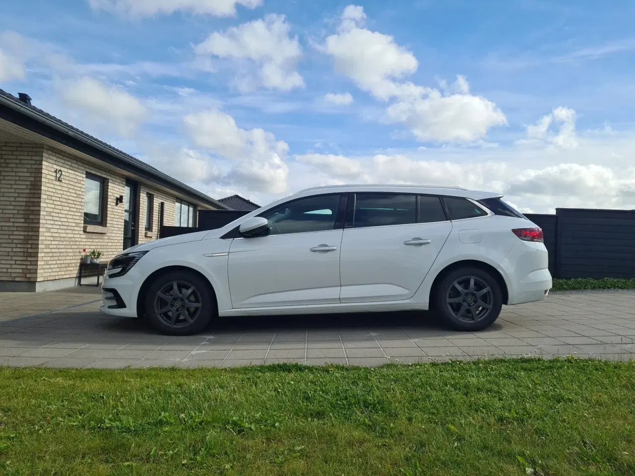 Billede 7 - Renault Megane IV 1,6 E-Tech Zen Sport Tourer