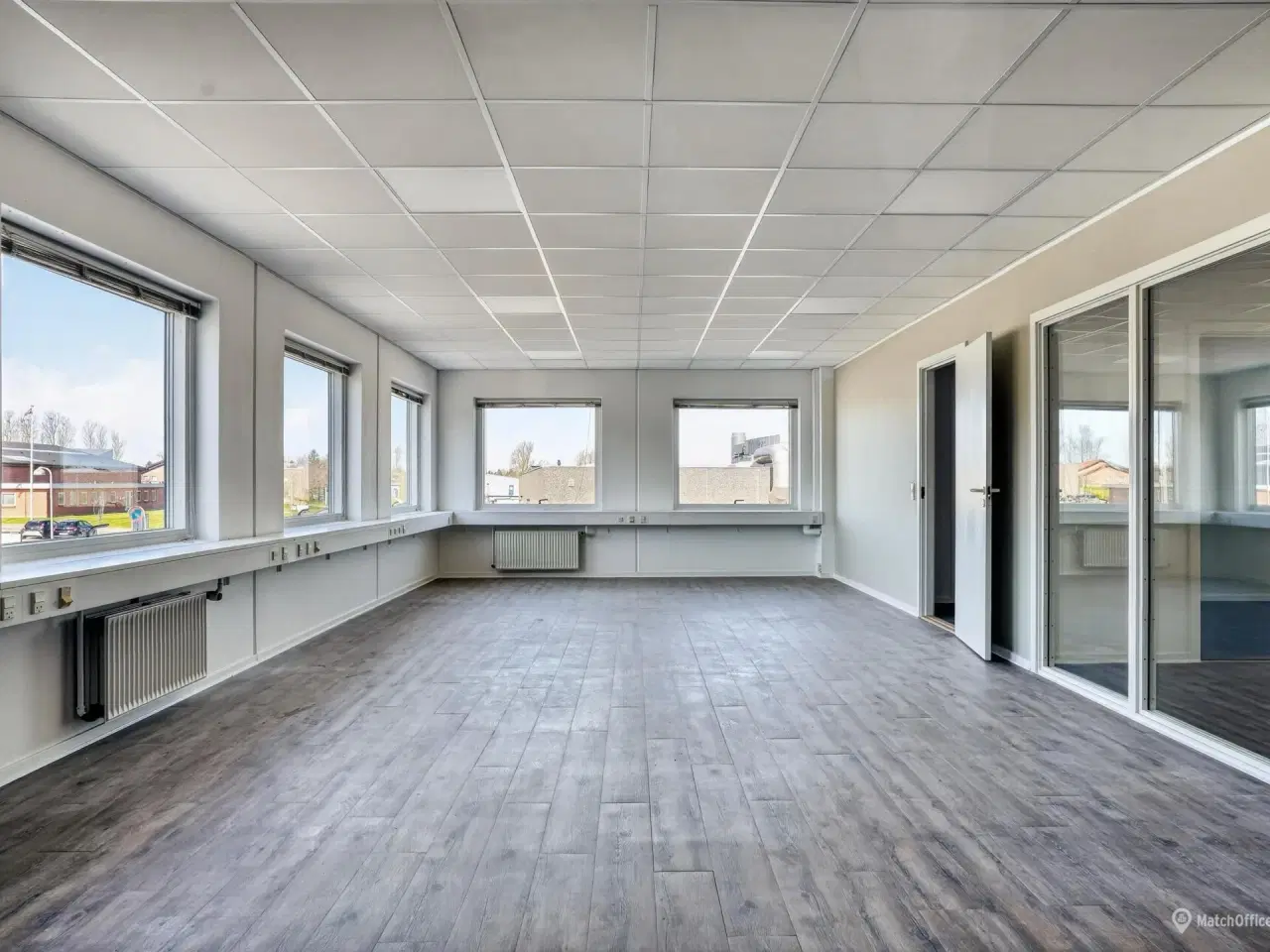 Billede 8 - Funktionelle lagerlokaler med flotte kontorlokaler i Jyllinge.