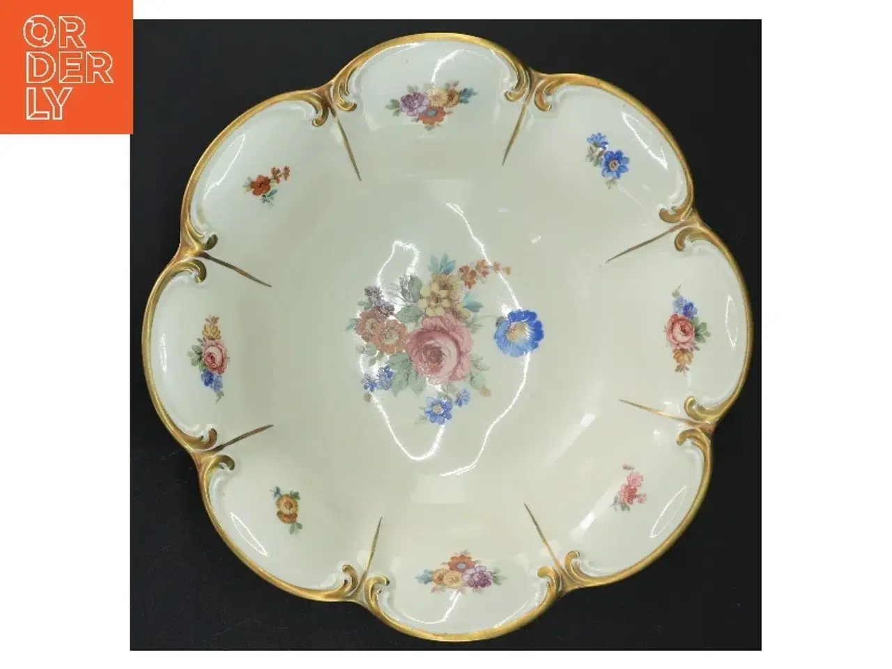 Billede 4 - Porcelænsskål med blomstermotiver