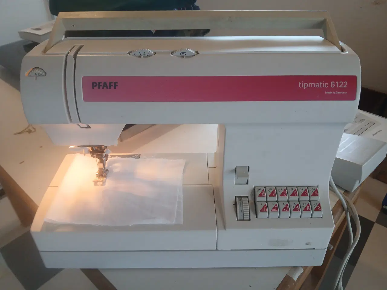 Billede 1 - Pfaff 6122 Tipmatic symaskine