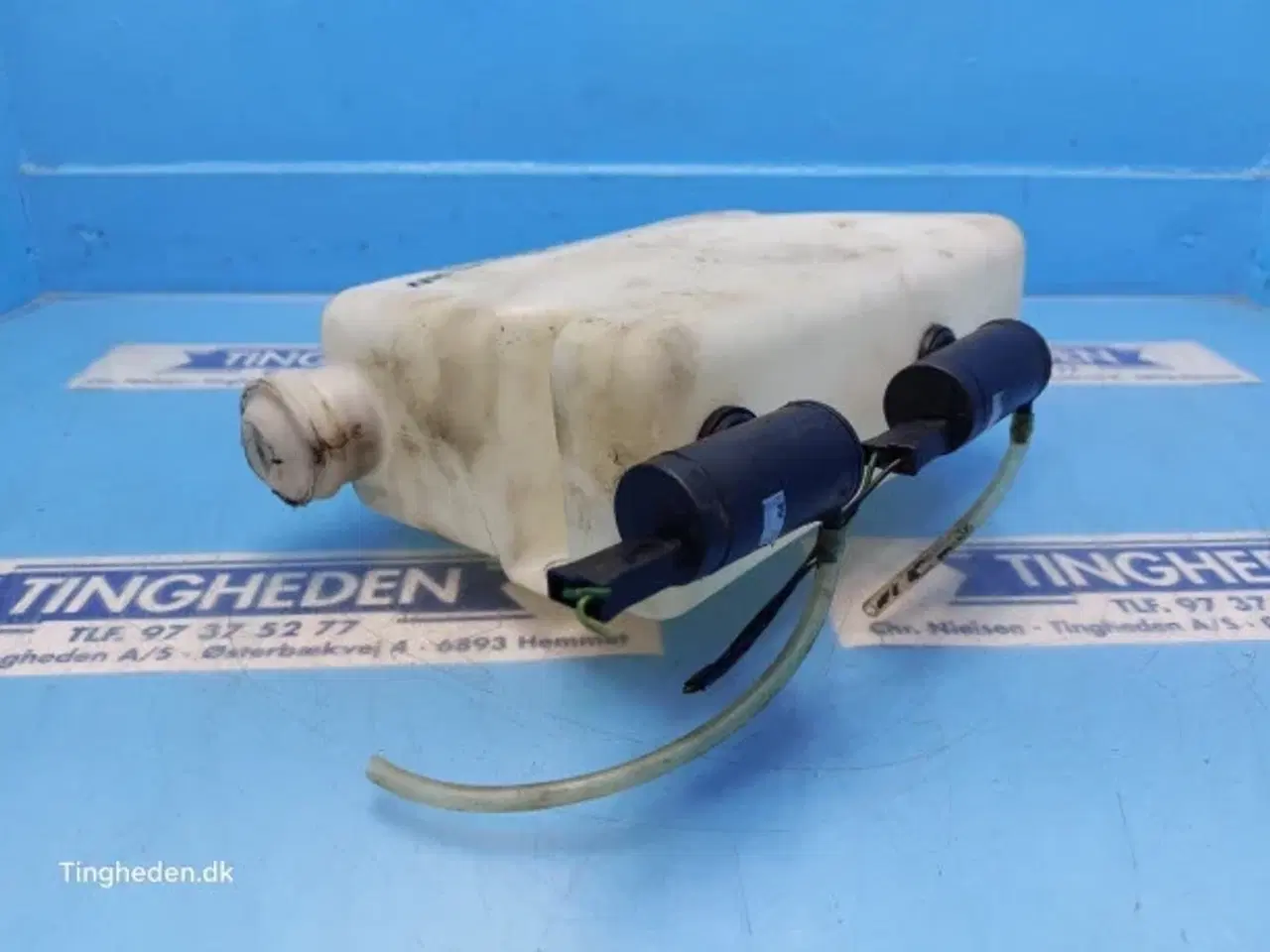 Billede 11 - New Holland TM190 Sprinklervæskebeholder 82036768