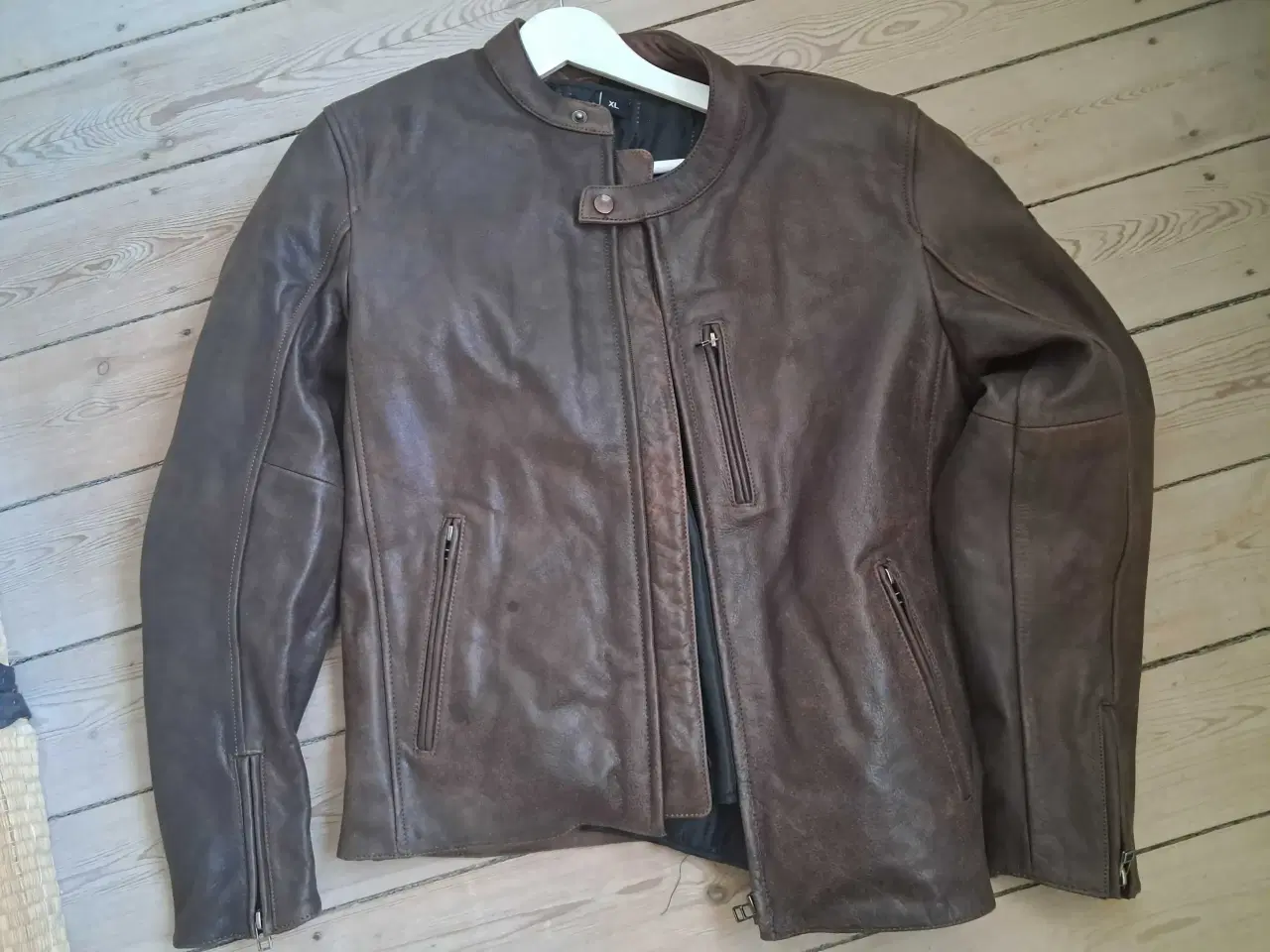 Billede 1 - XL læderjakke