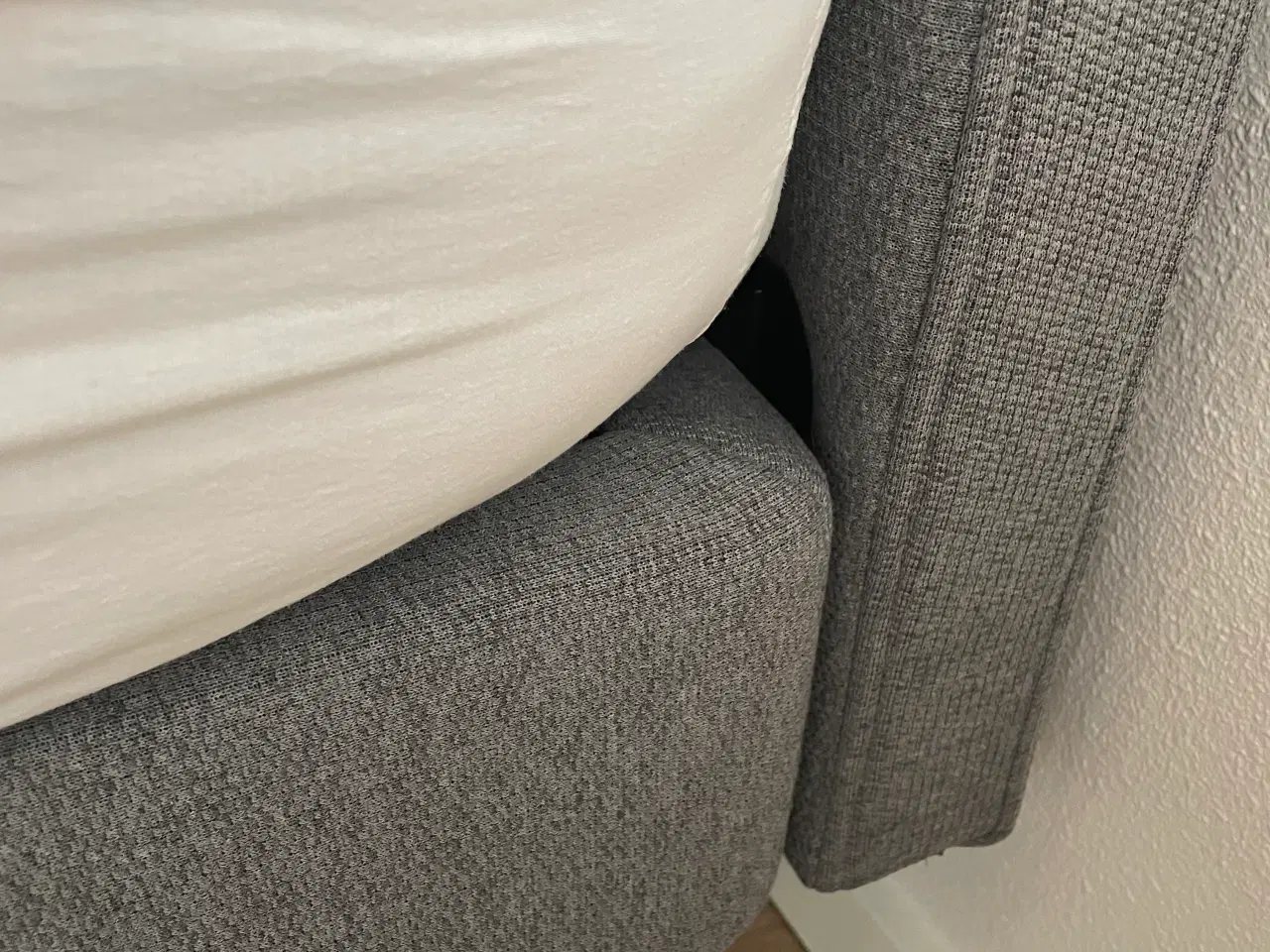 Billede 4 - Tempur sengegavl sælges