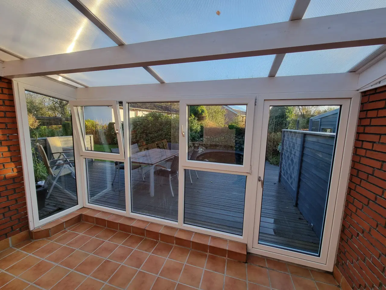 Billede 12 - Velholdt villa med stor garage og udestue.