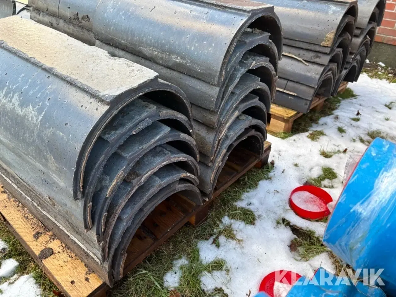 Billede 2 - Fodertrug cirka 110 styk