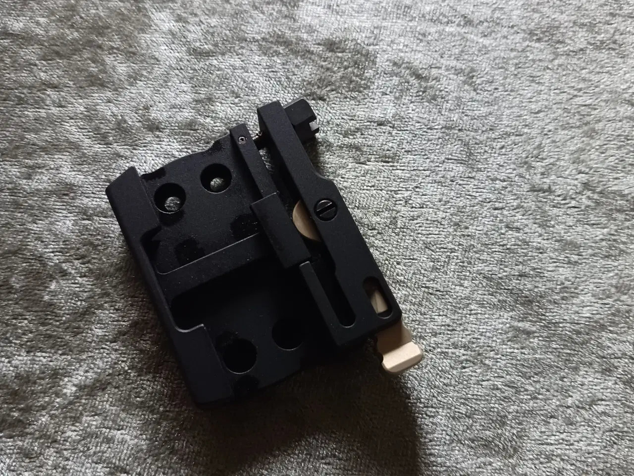 Billede 1 - Aimpoint Micro H2 montage