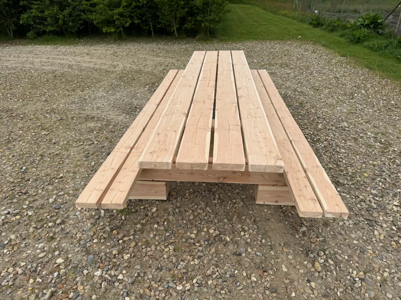 Billede 1 - Bord bænkesæt i lærk