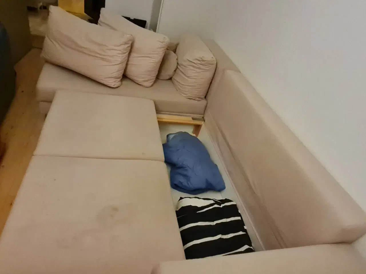 Billede 3 - Gratis og solid sovesofa