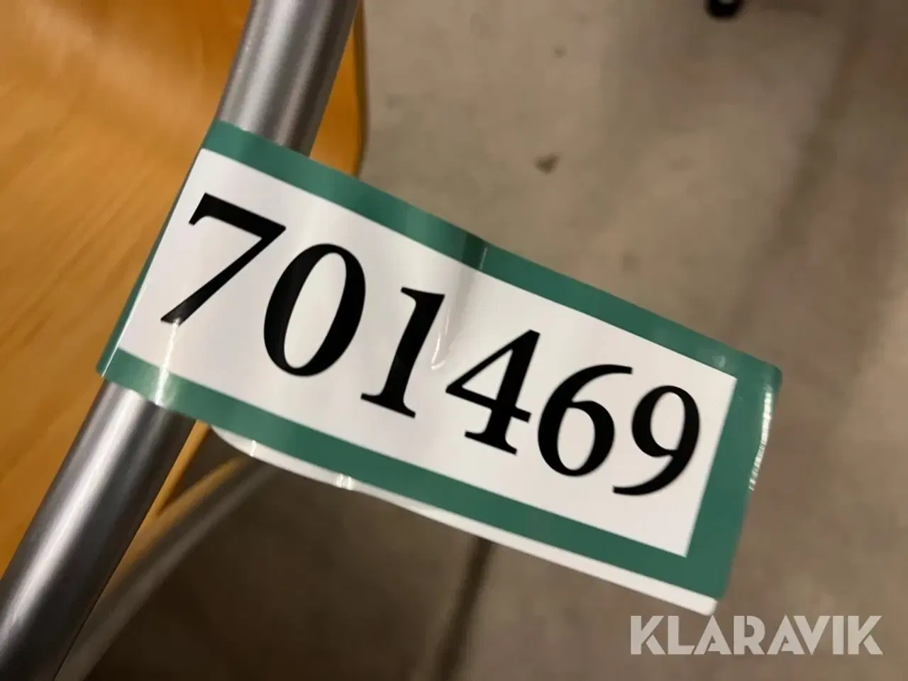 Billede 8 - Mødebord Kinnarps med 4 stole