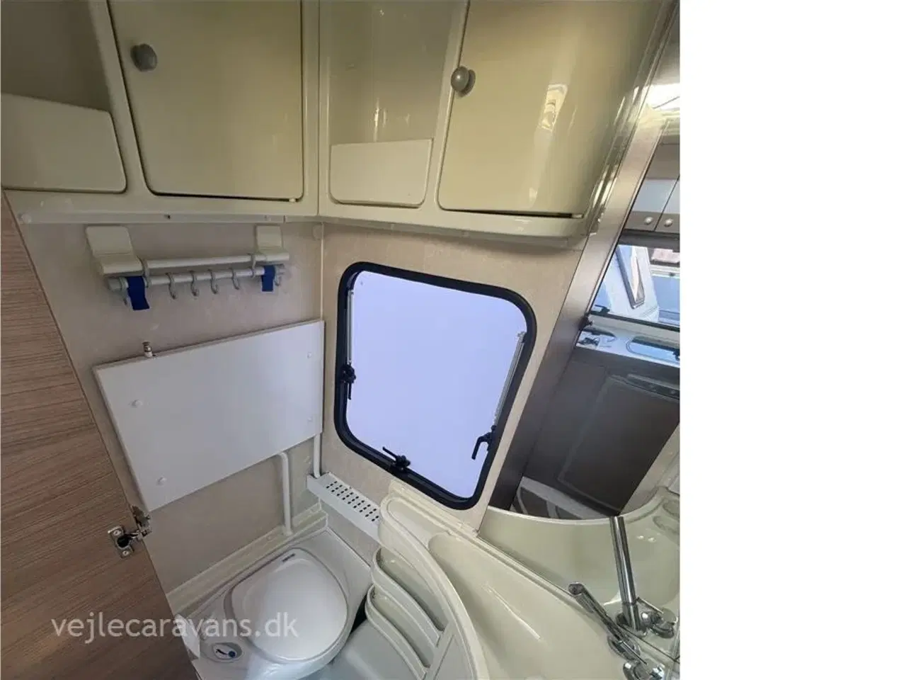 Billede 14 - 2007 - Adria Adiva 543 UL Alde Centralvarme