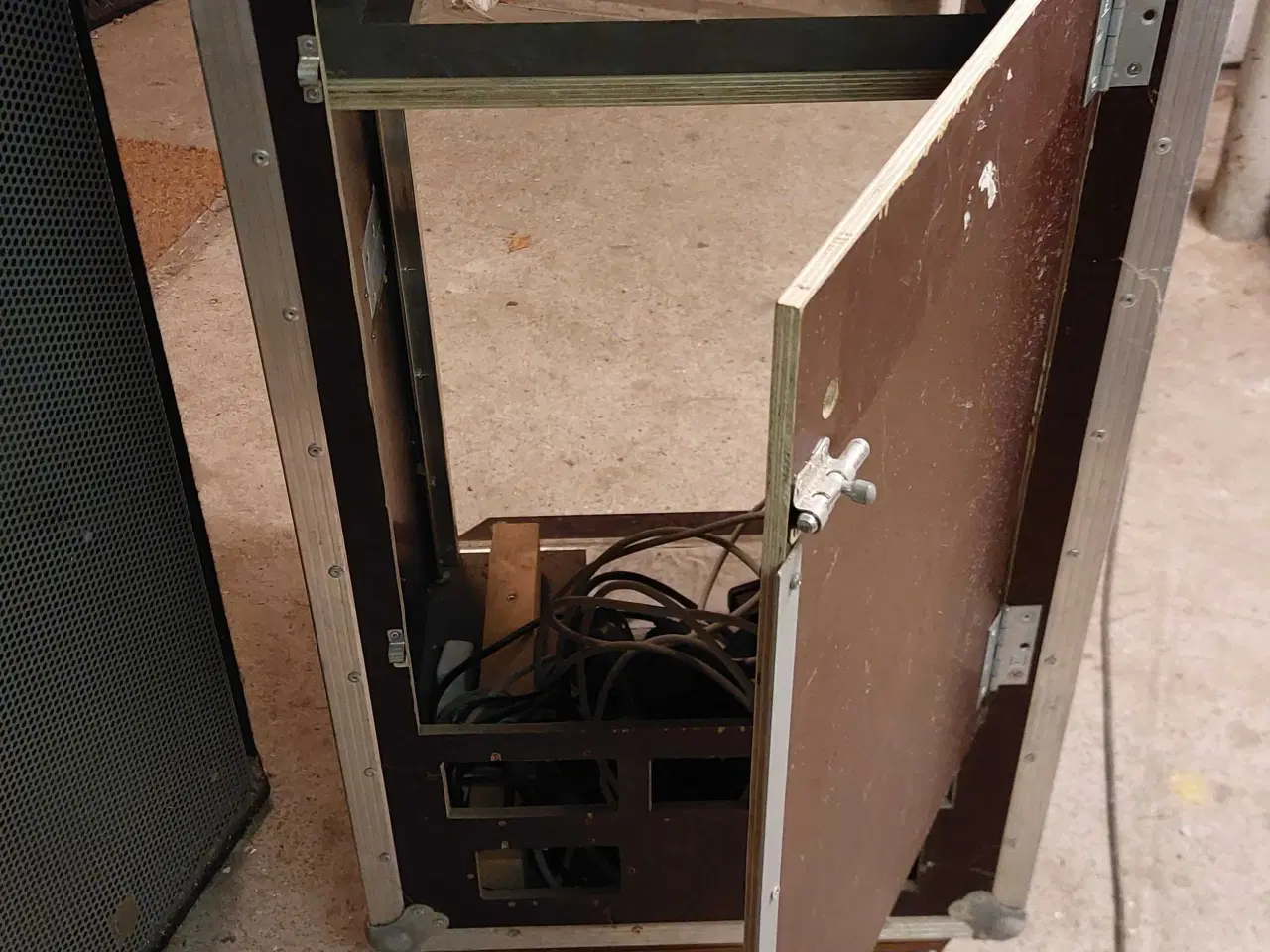 Billede 2 - Rackskab / fligthcase på hjul