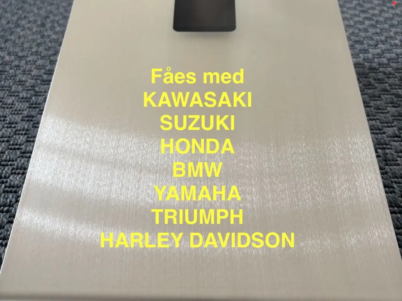 Billede 2 - Hjelmholder