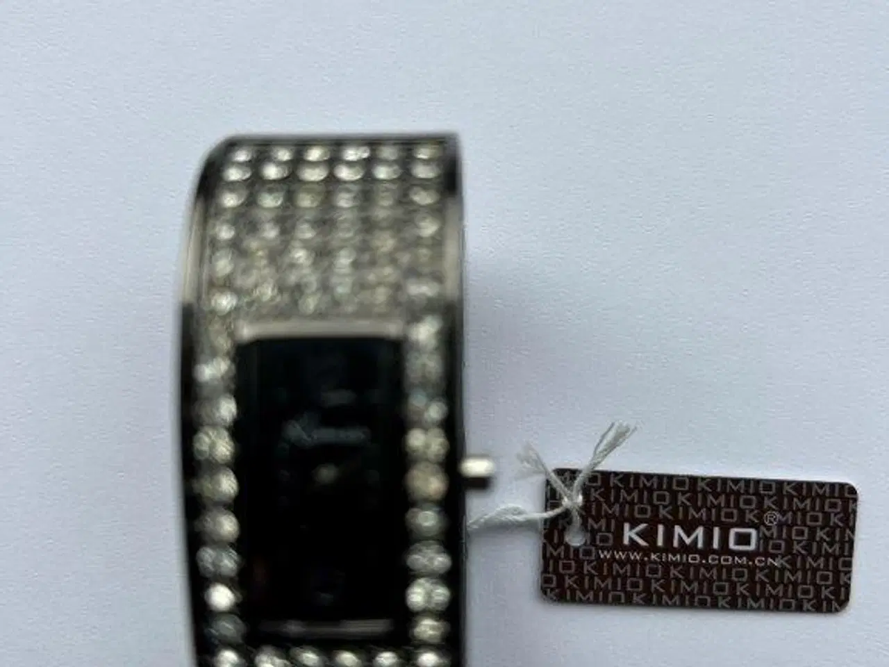 Billede 2 - Dameure og armbånd (Restparti gives væk)