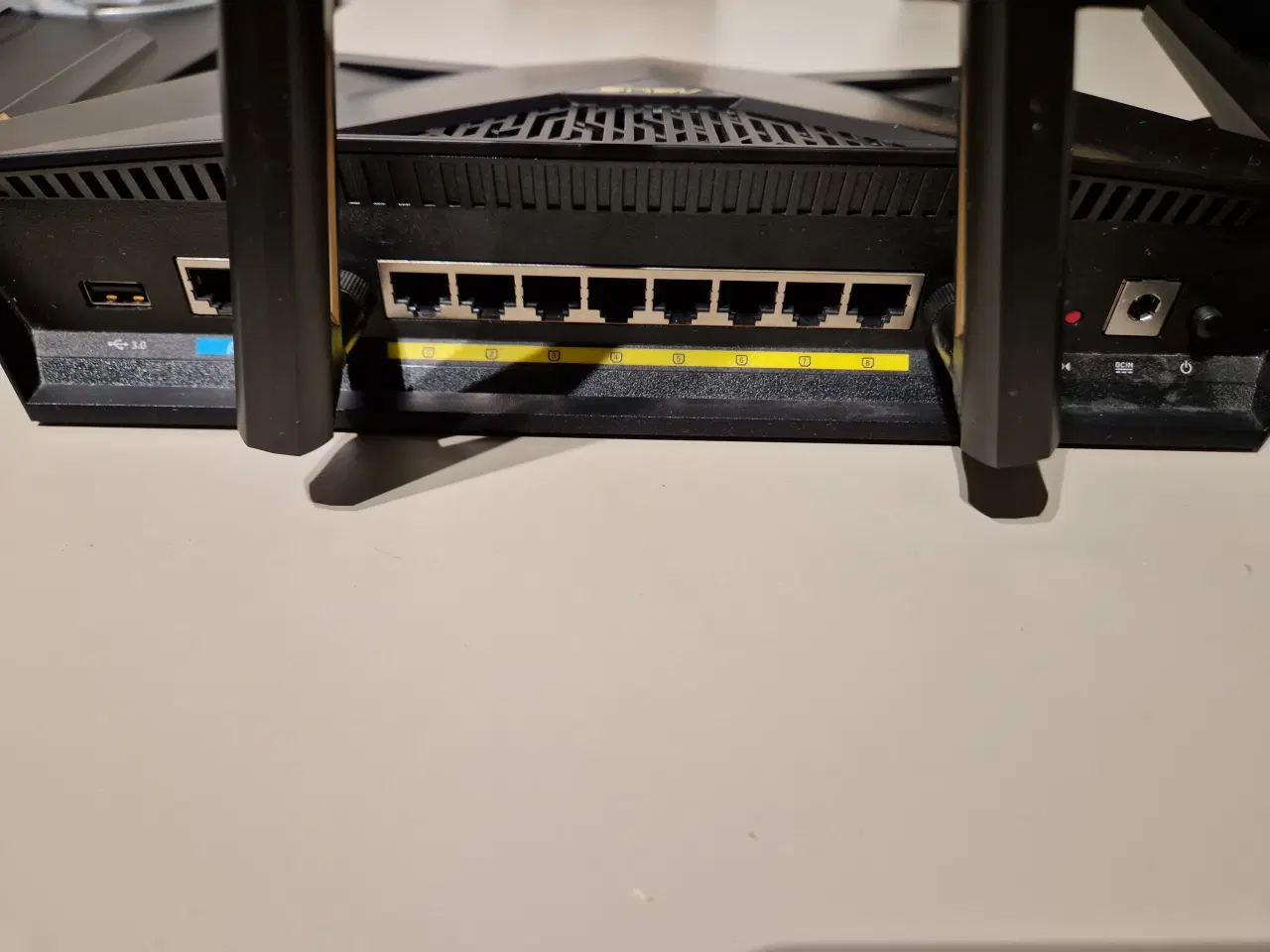 Billede 2 - Asus RT-AX88U Dual Band WiFi 6 router