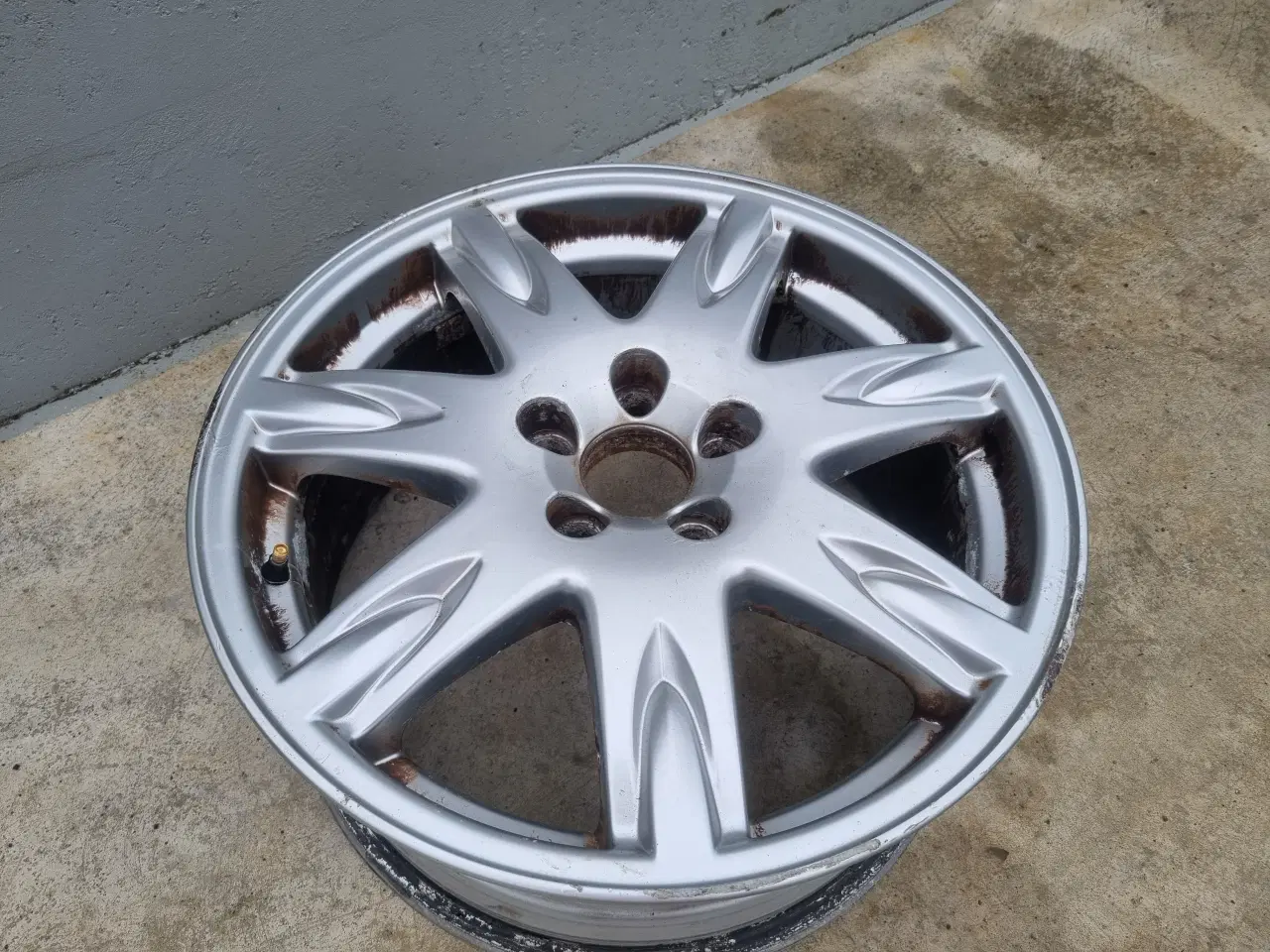 Billede 2 - Volvo Thor 17" fælge