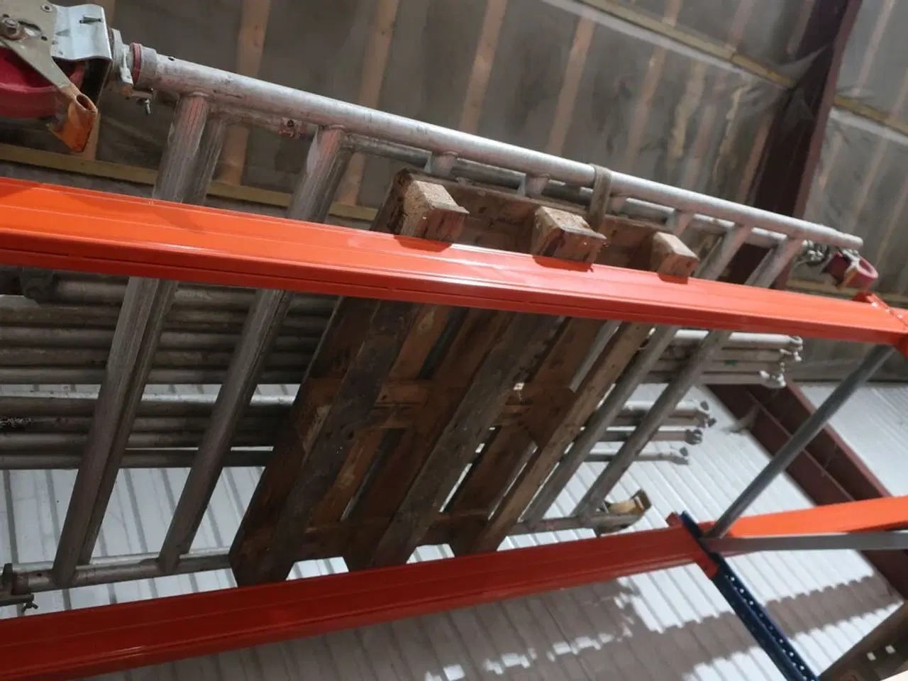 Billede 4 - Div. Dele til rullestillads