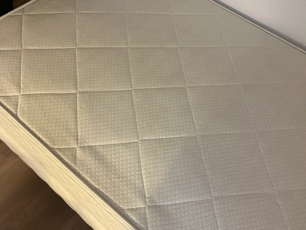 Billede 3 - Seng med elevation (Nocturne)