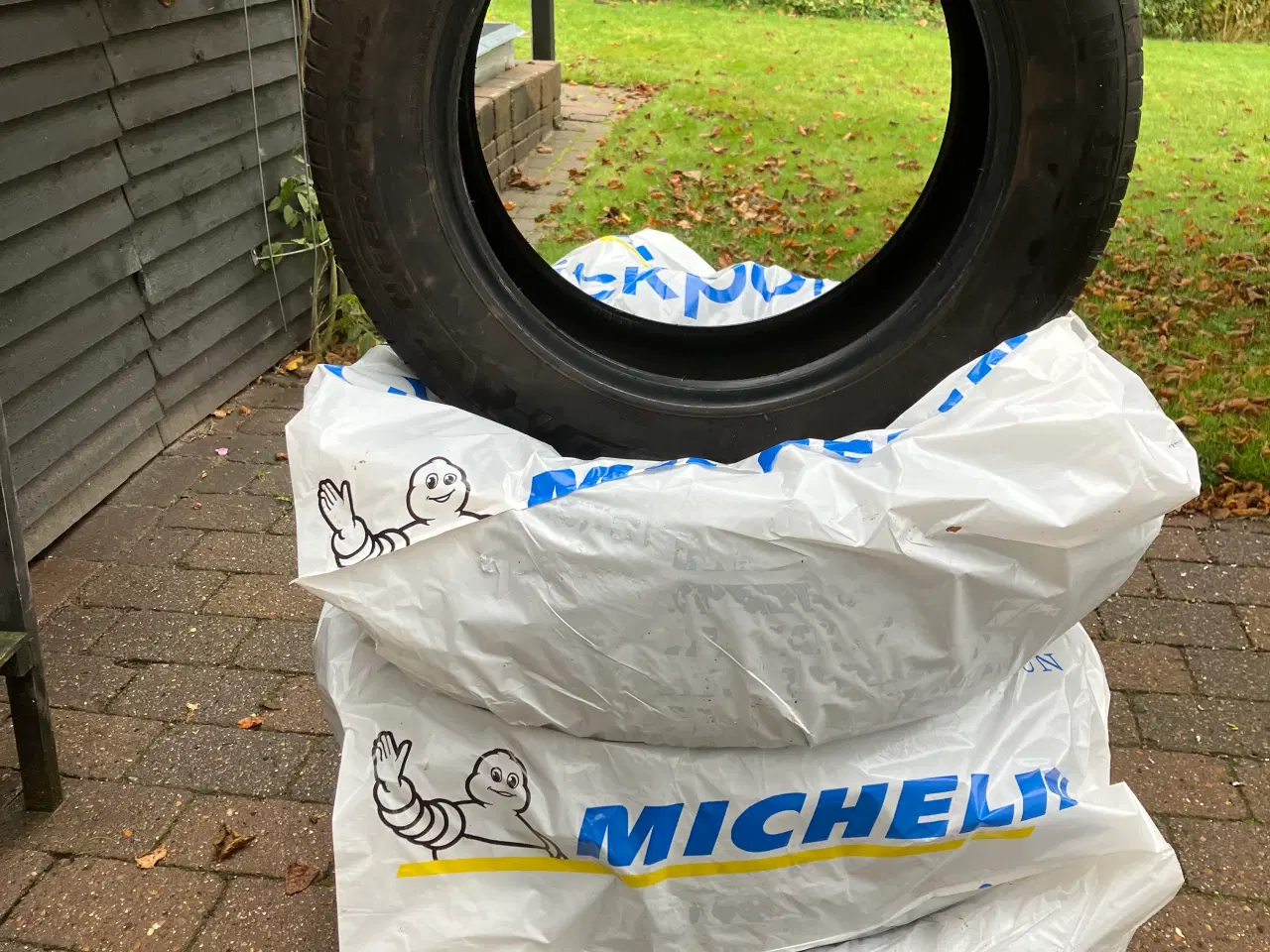 Billede 4 - Sommerdæk NEXEN 215/60R17
