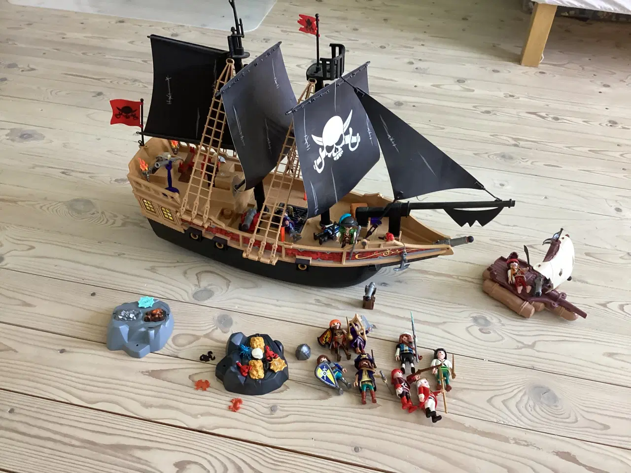 Billede 1 - Playmobil piratskib m. Tilbehør