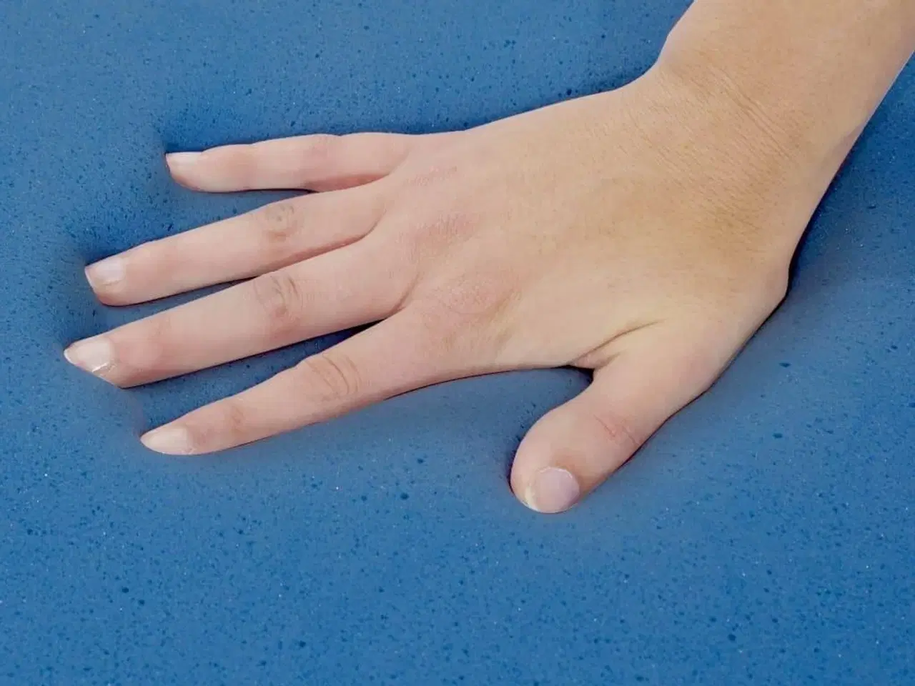 Billede 5 - Madras 90x200 cm memoryskum 18 cm H2